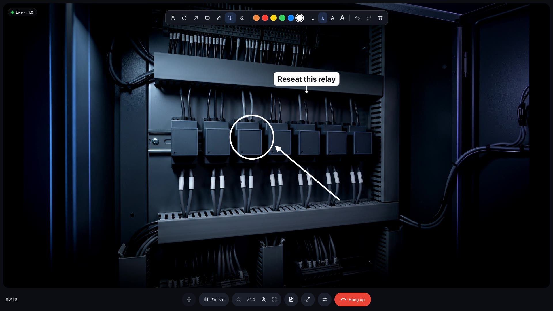 The Vizr console with a circle, an arrow and a label on the live view